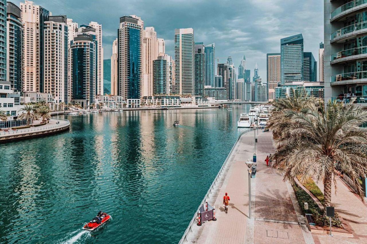 Success Luxury Apartment - 5 Min Away Marina Corniche - Free Housekeeping Provided Everyday-24-7 Staff Available For Services Дубай Экстерьер фото