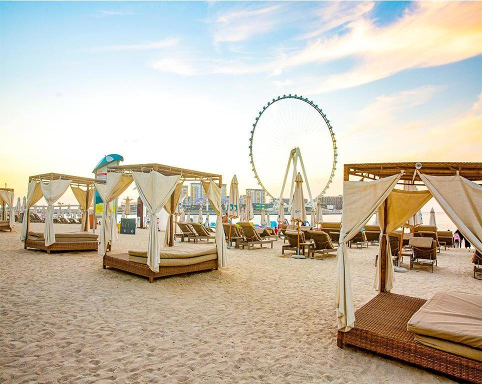 Success Luxury Apartment - 5 Min Away Marina Corniche - Free Housekeeping Provided Everyday-24-7 Staff Available For Services Дубай Экстерьер фото