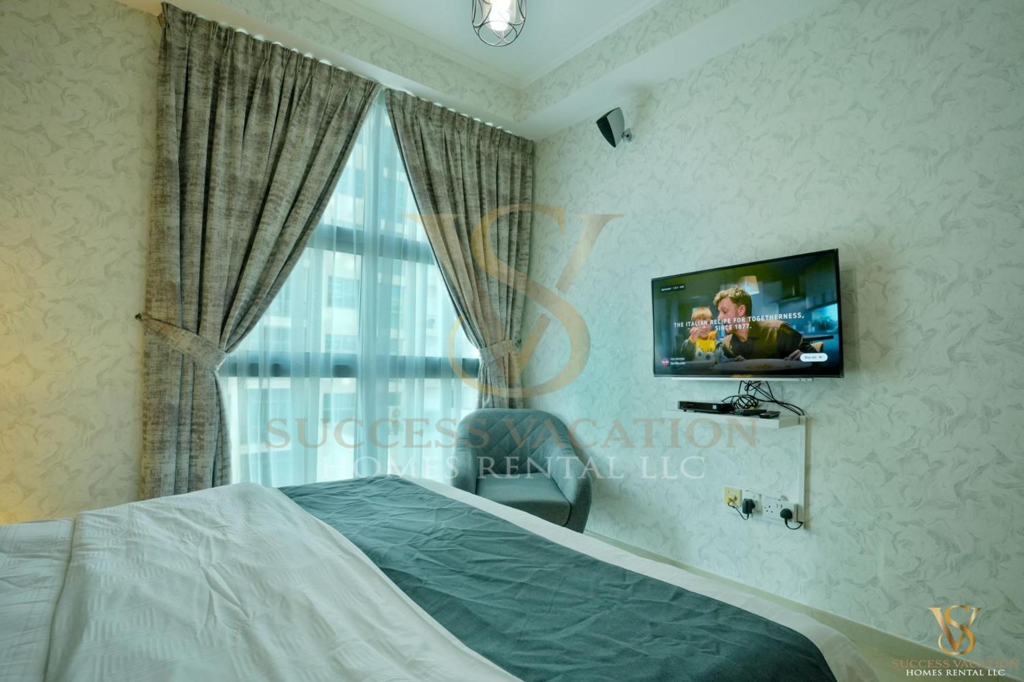 Success Luxury Apartment - 5 Min Away Marina Corniche - Free Housekeeping Provided Everyday-24-7 Staff Available For Services Дубай Экстерьер фото