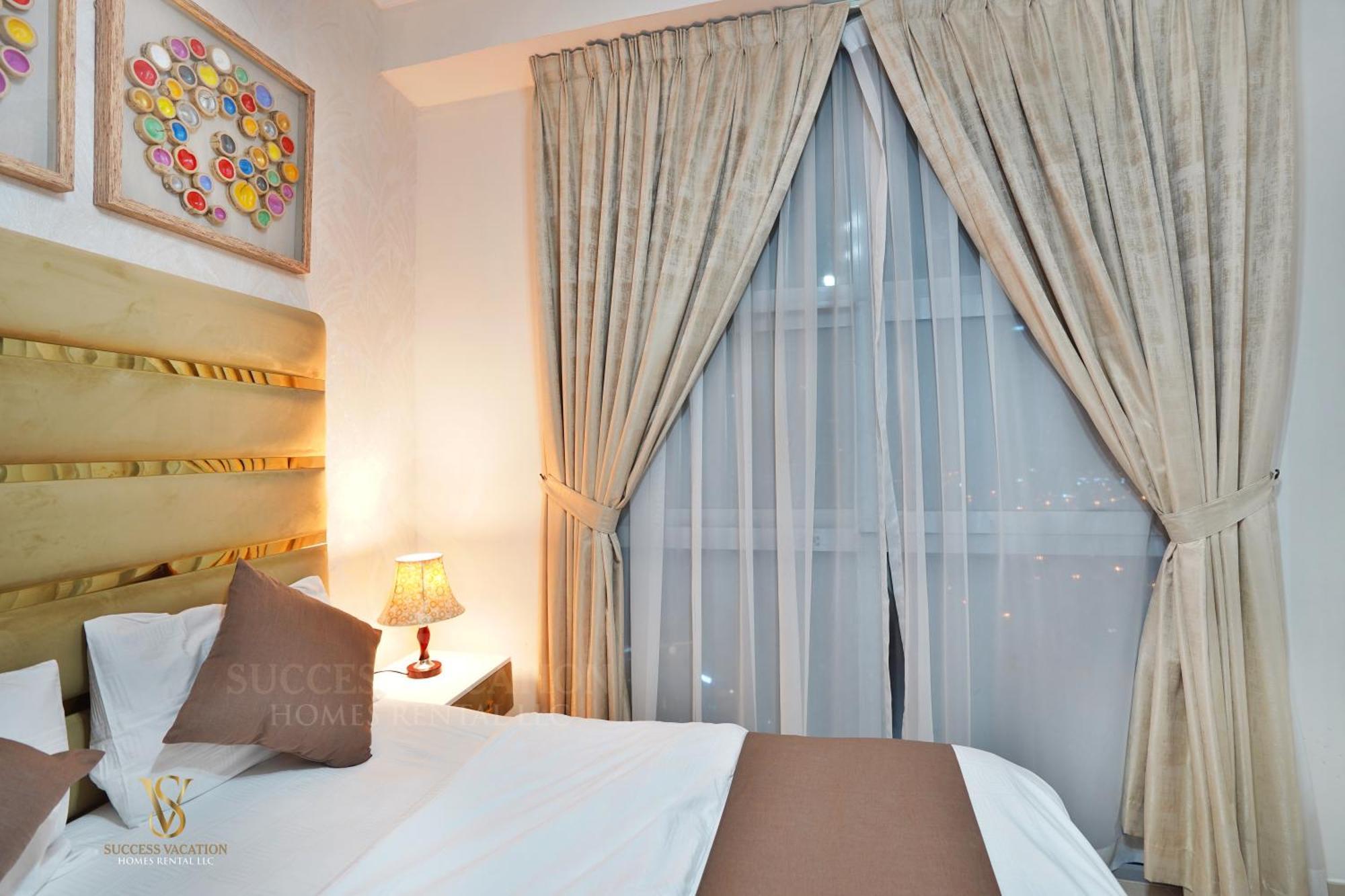 Success Luxury Apartment - 5 Min Away Marina Corniche - Free Housekeeping Provided Everyday-24-7 Staff Available For Services Дубай Экстерьер фото